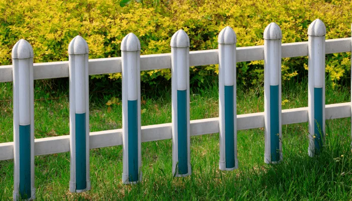 Plastic fencing for small gardens